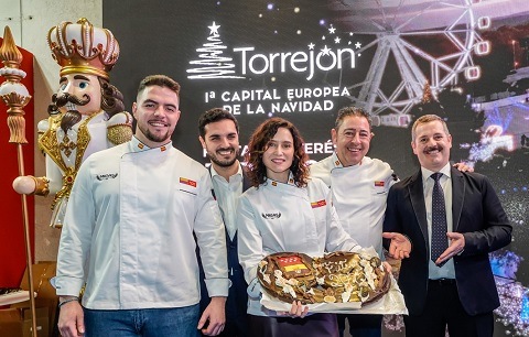 fitur torrejon stand ayuso 2025