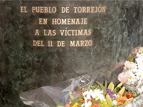 homenaje 11M monumento