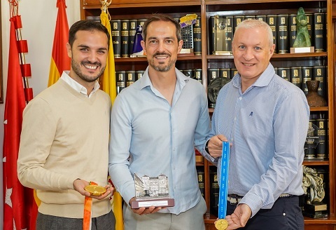 kenio gonzalo recibimiento